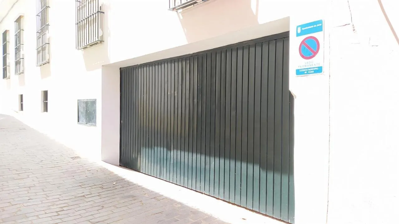 Sherryflat Claveles - Parking Jerez de la Frontera Spain